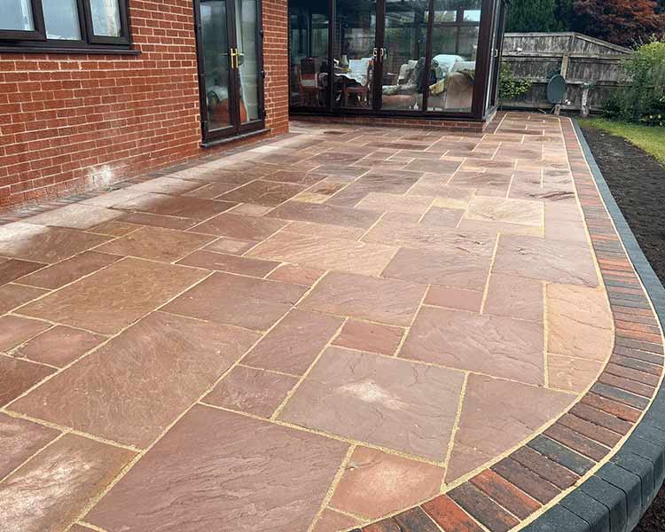 Driveways Lache
